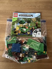 LEGO Minecraft: The Bee Farm 21165