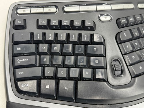 Microsoft Natural Ergonomic 4000 Wired 1048 Keyboard KU-0462 - Picture 2 of 8