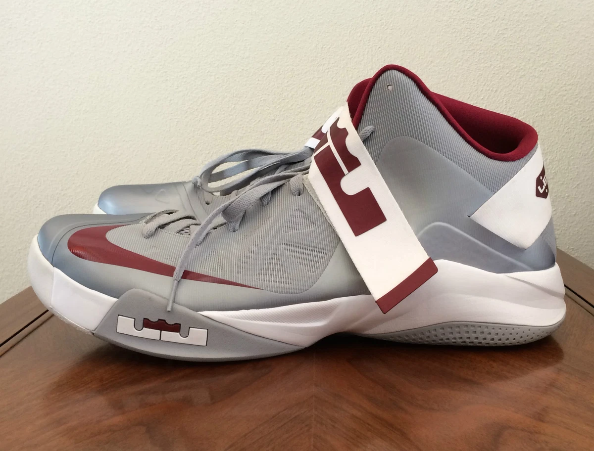 Zapatillas Lebron James - Nike Lebron  Zapatillas nike basketball, Nike  lebron, Nike fútbol