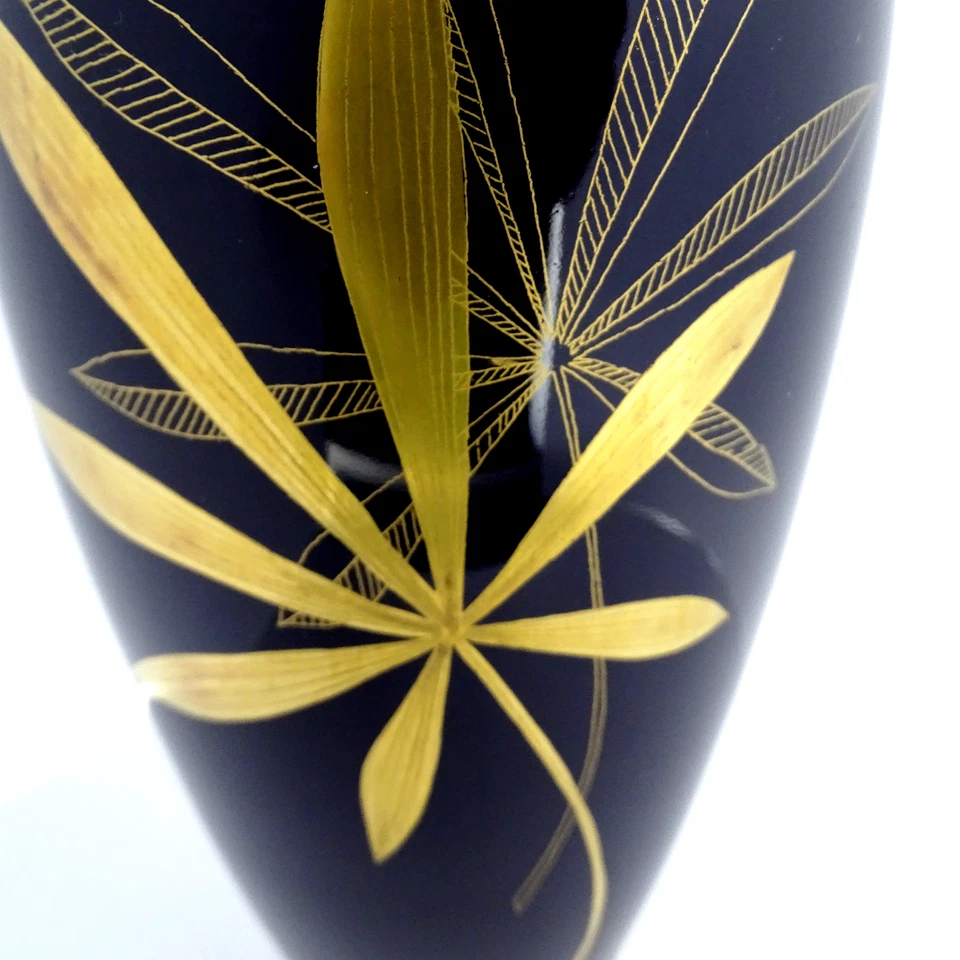 Jarrón alemán de porcelana azul cobalto y dorado de mediados de siglo de Lindner Bavaria ca 1950s Foto 3 de 4