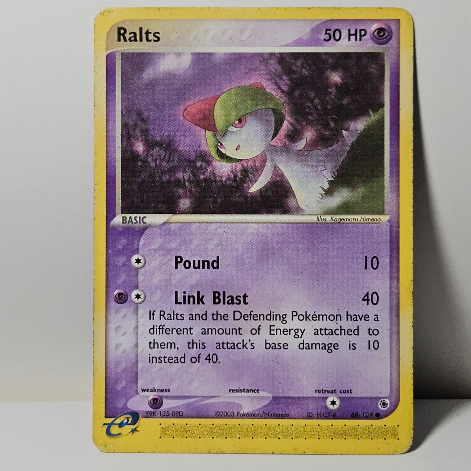 Ralts 68/109 Pokemon Trading Card TCG