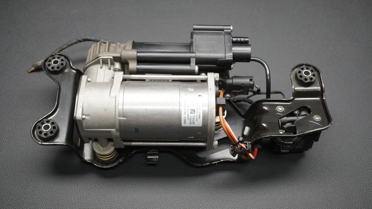 GENUINE OEM BMW X5 X6 F15 F16 F85 F86 AIR SUSPENSION COMPRESSOR 