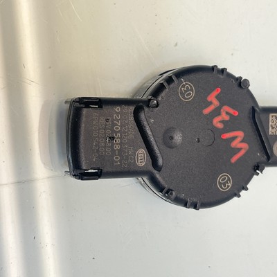 OEM BMW F30 F22 F32 Windshield Mirror Rain Light Solar Sensor  