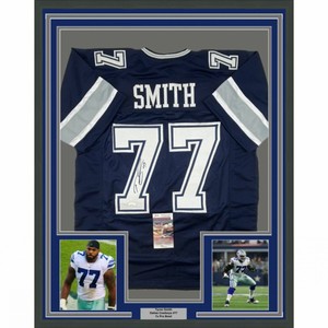 tyron smith autographed jersey