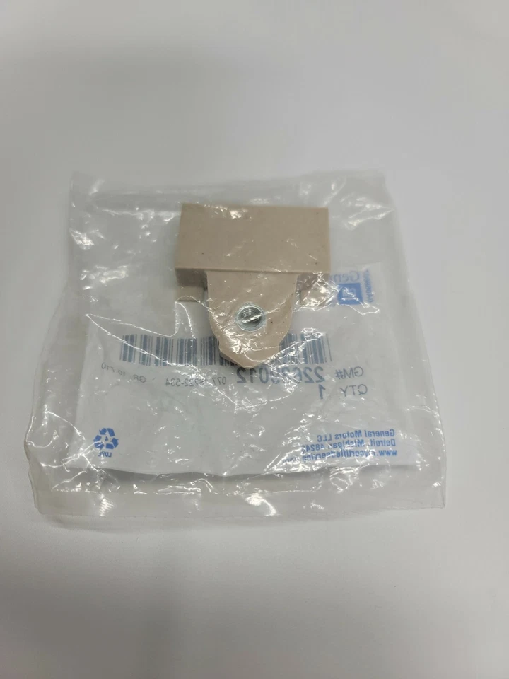 OEM GM Pontiac Grand Am Oldsmobile Alero Ventana Canal Marco Clip Nuevo 22689012 Foto 2 de 4