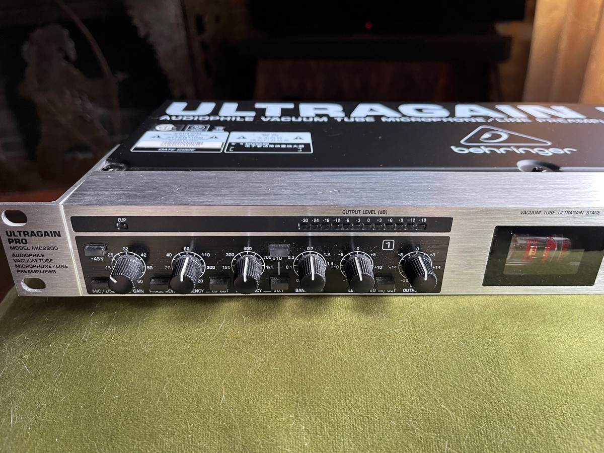 配信機器・PA機器・レコーディング機器 BEHRINGER MIC2200 TUBE MIC/LINE PREAMP. Behringer Mic2200 2-Channel Tube Mic Pre/Line Driver & DI Box