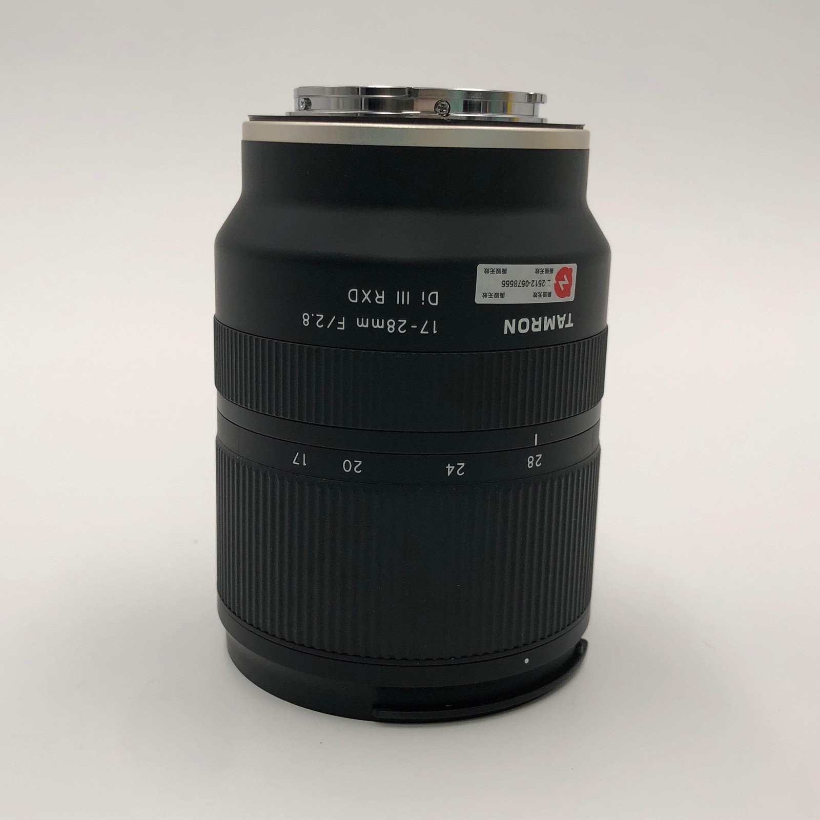 Tamron 17-28mm F/2.8 Di III RXD A046