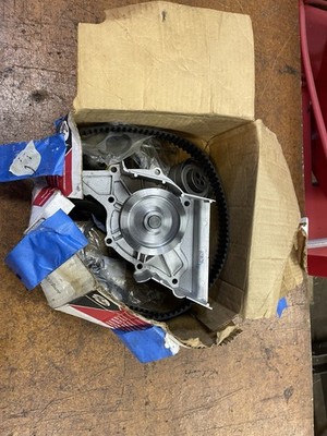 Engine Timing Belt Kit with Water Pump Gates TCKWP297A NOS