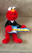 Sesame Street ELMO Red Plush Doll With Guitar 2007 Fisher Price Toy 10"