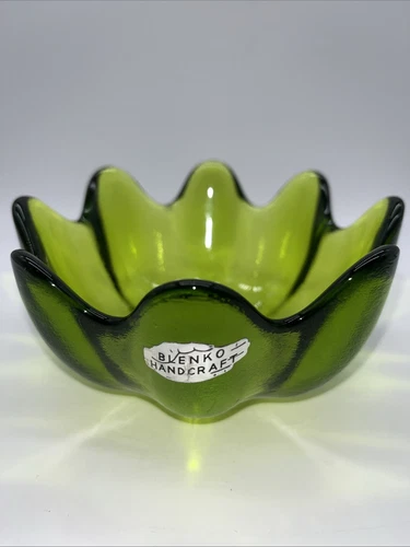 Vintage Green Blenko Art Glass Lotus 8 Petal Bowl Dish W/sticker