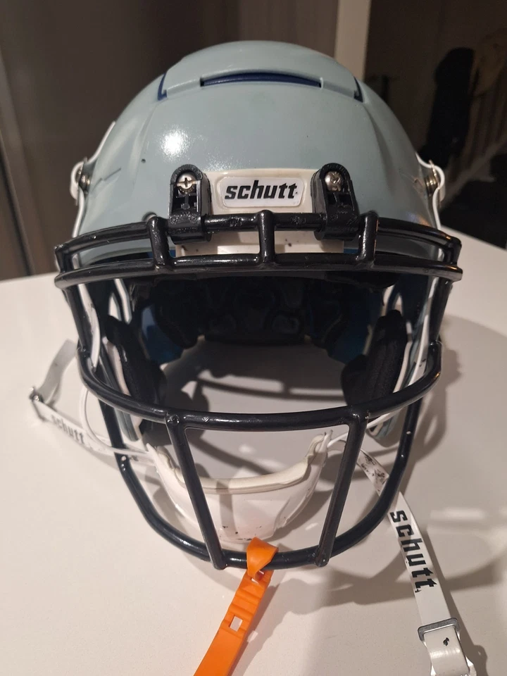 Schutt F7 VTD Large 23Inch Football Helmet Lightly used - image 2 of 4