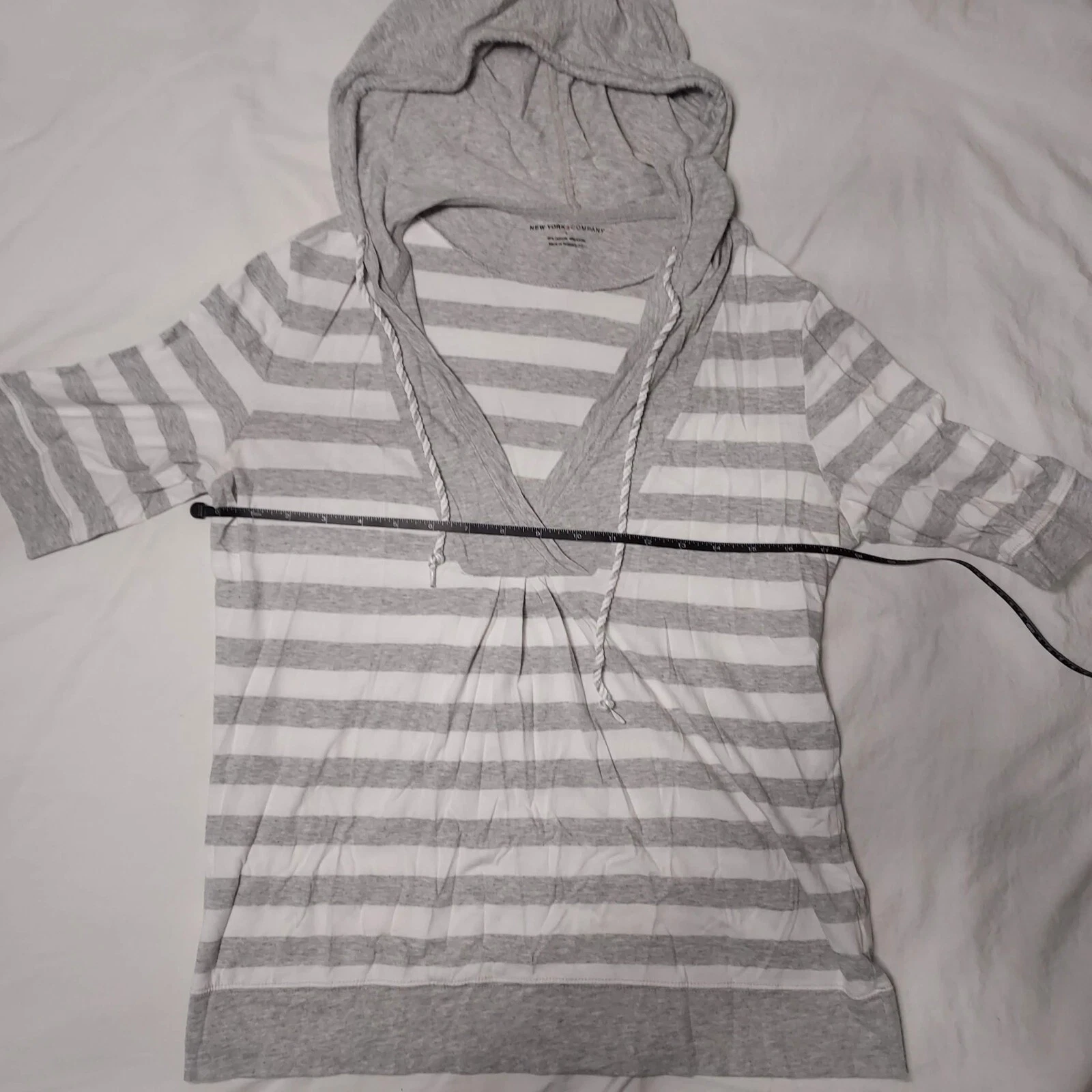 VETEMENTS Felpa con cappuccio pull over donna grigia a righe grigia New York & Company taglia large