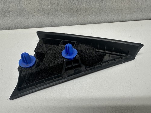 T40567 2015-2017 Hyundai Sonata Rear Door Interior Edge Trim LH OEM - Picture 5 of 7