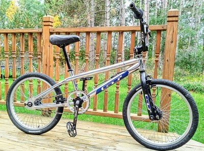Vintage Bicycles - Gt Performer - Nelo 