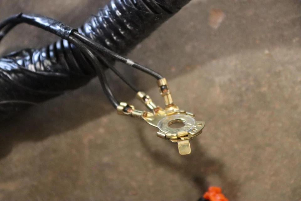 Infiniti FX37 2013 carrocería lateral derecha carrocería de piso cableado arnés cable OEM Foto 4 de 4