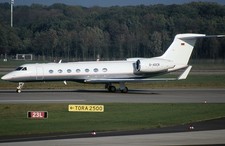 Orig.Aircraftslide/Dia   Untitled   Gulfstream G550    D-ADCB   "not cut"