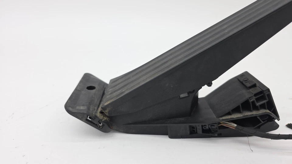 BMW F01 F02 740Li 750i 2009-2015 acelerador acelerador acelerador gasolina pedal fabricante de equipos originales Foto 3 de 4