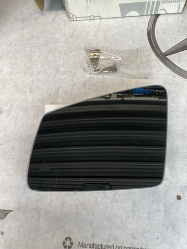 2128102121 Mercedes Benz W212 NS Mirror Glass Blind Spot Detector Missing 