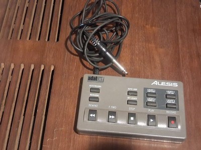 ALESIS ADAT XT 8 CHANNEL WIRED REMOTE CONTROL AUDIO RECORDING EQUIPTMENT WORKING