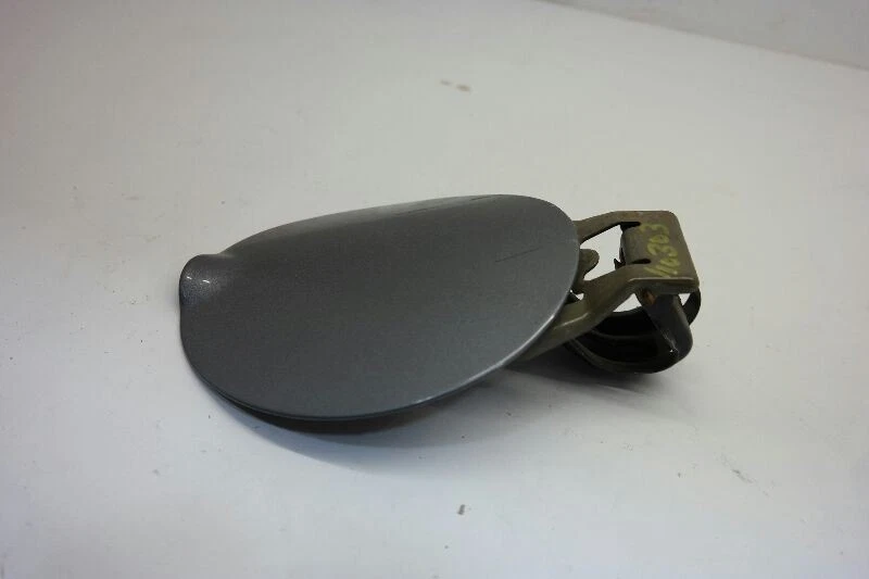 Серая дверь топливного бака 2000-2007 Ford Taurus - Изображение 4 из 4