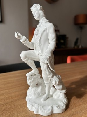Vintage Goebel? Lippelsdorf ? Blanc de Chine Figur Georgischer Herr 19 cm