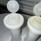 Vintage Tupperware 6.5" White Hourglass Flip Top Salt & Pepper Shakers Set #718 — photo 9
