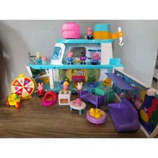Peppa Pig Cruise Ship Playset with Figures and Accessories 3-Level Boat Toy