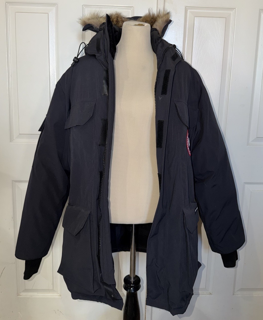 Men's Canada Goose Expedition Parka 4565M Navy Down Jacket Size L NWT.  thumbnail 3