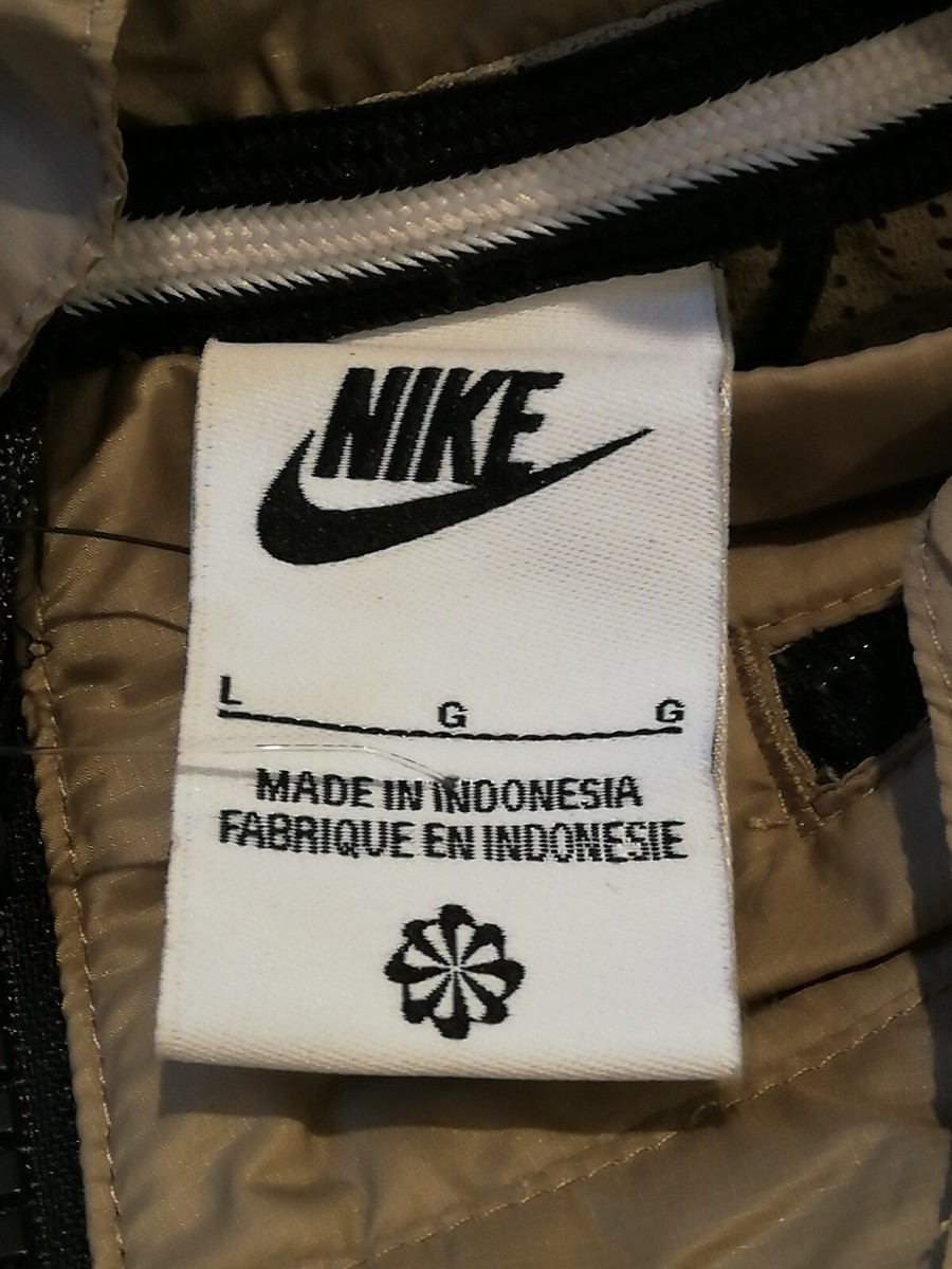 Nike アイボリー ジャケット XLサイズ NI1757EW61860_fw_thumbM.jpg