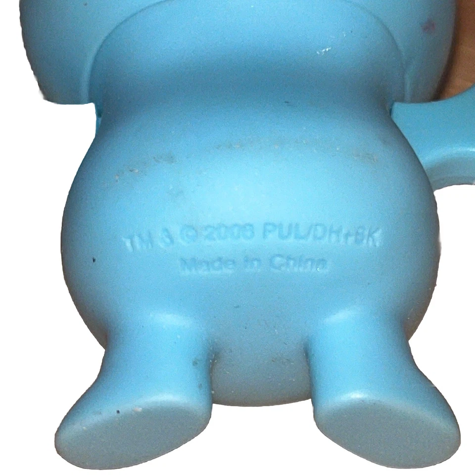 David Horvath MUÑECA FEA MURCIÉLAGO DE HIELO FIGURA DE VINILO Azul 3" Raro Kidrobot Foto 3 de 3