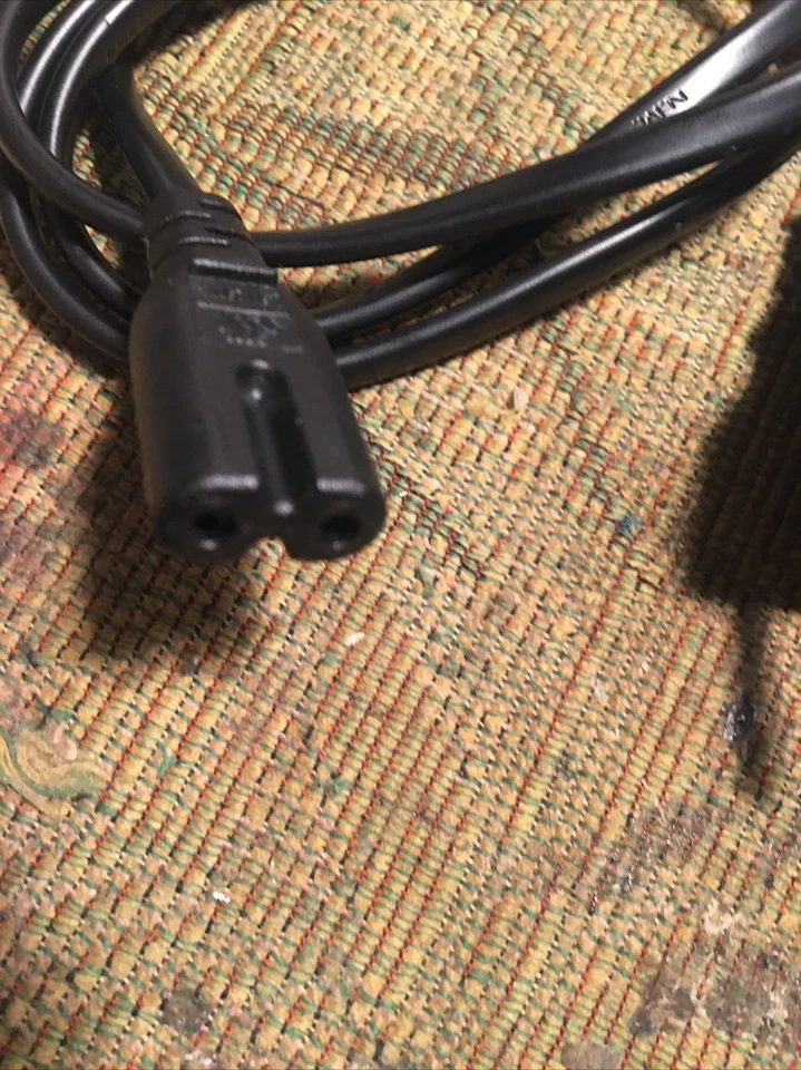 SP- 021A  I-SHENG 2.5 A  250V  EURO  Power Cable  2 Pin  2 Prong 3 Ft ( 91 cm ) - Image 2 of 4