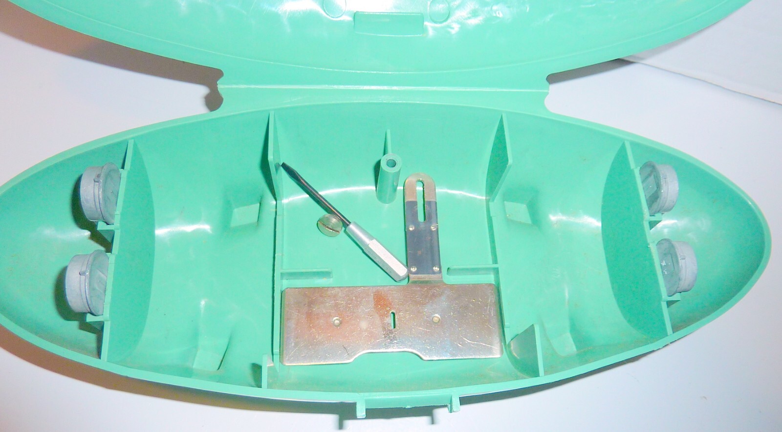 Singer 1960 Slant Needle Buttonholer Mint 489500 489510  With Manual   Complete