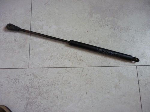 VW Golf 1 Cabrio Gasdruckfeder Heckklappendämpfer Liftomat 155827550A