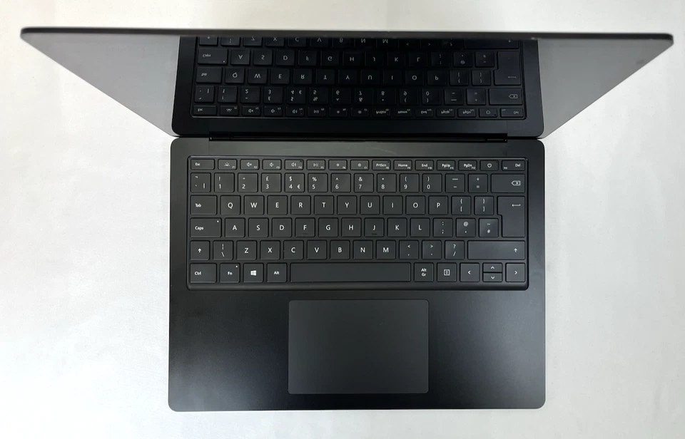 Microsoft Surface Laptop 3 Touchscreen i7 10th Gen 16GB RAM 256GB Windows 11 Pro - Image 3 of 4