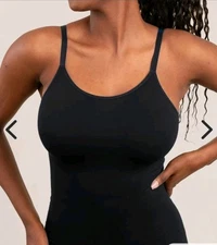 Shapermint Essentials All Day Every Day Scoop Neck Cami Med Black Shapewear