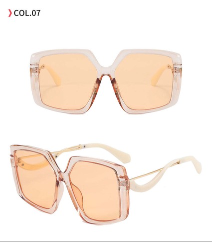 Fashion Square UV400 Oversized Brenda Sunglasses - Picture 5 of 10