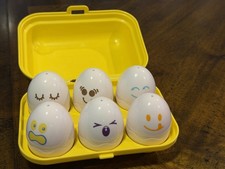 Vintage TOMY Hide Squeak Eggs with Carton 1993 Toddler Sorting Matching