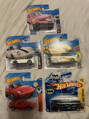 Hot Wheels Porsche GT Race Treasure Hunt Batmobile Simpsons 2026 Mainline Cars