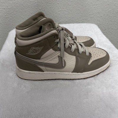 Nike Air Jordan 1 Mid GS  Legend Light Brown  Tan Youth Kids Size 5.5 