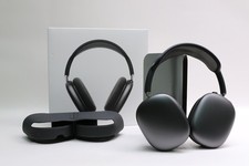 Apple AirPods Max Headphones, Space Gray, Lig...