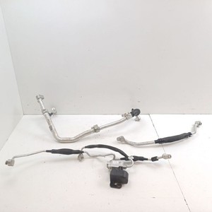 Porsche Taycan 9J1 2021 Klimaleitung Klimaschlauch 4M0816682E Elektro 240kW