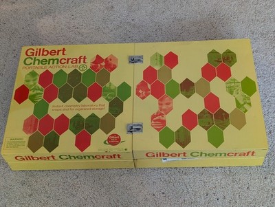 Gilbert Chemcraft Portable Action-Lab Chemistry Set Large 8 Bay Vintage Set
