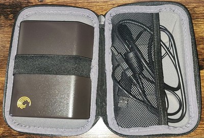 Seagate FreeAgent Go 9NN2A4-500 Mini USB 160GB External Hard Drive w/ Carry Case