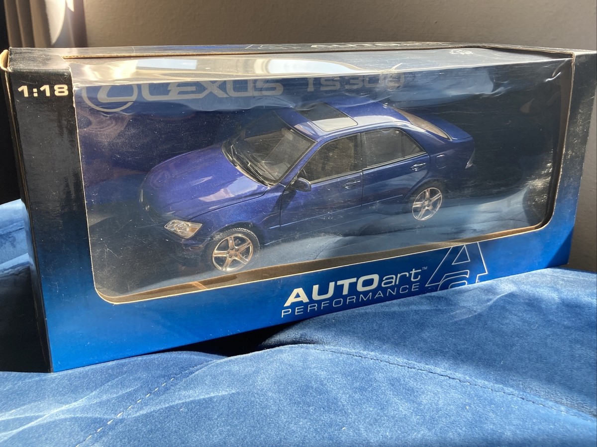 LEXUS IS300 AUTOart ミニカー 1/18 青 1:18 VERY RARE AUTOART LEXUS IS300 BLUE | eBay