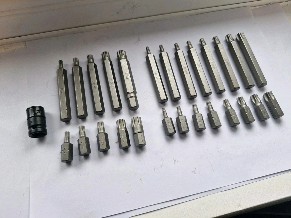 Halfords Advanced 3/8" drive security male torx star T20 to T55 Spline M5 to M12 - Image 3 of 4