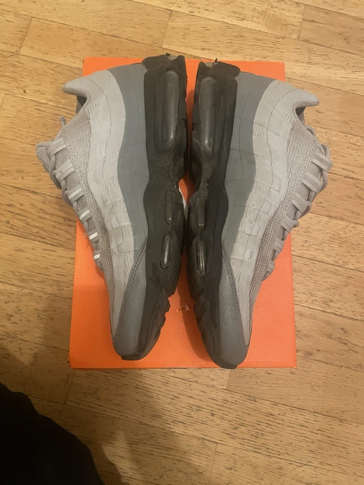 Nike Air Max 95 Essential, Foto 3 von 5