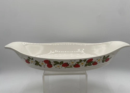 Sheffield Vintage Strawberries n' Cream Stoneware Collection Dish 12 1/2”