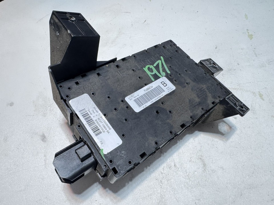 10-13 Ford Econoline E250 E350 BCM BODY CONTROL MODULE FUSE BOX BC2T ...