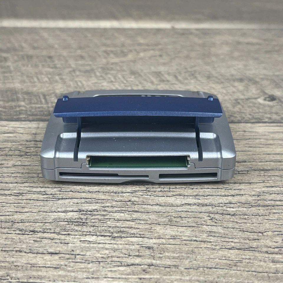 Lexar Media RW018 Blue USB 2.0 6-in-1 480Mbps High Speed Multi-Card Reader - Image 3 of 3