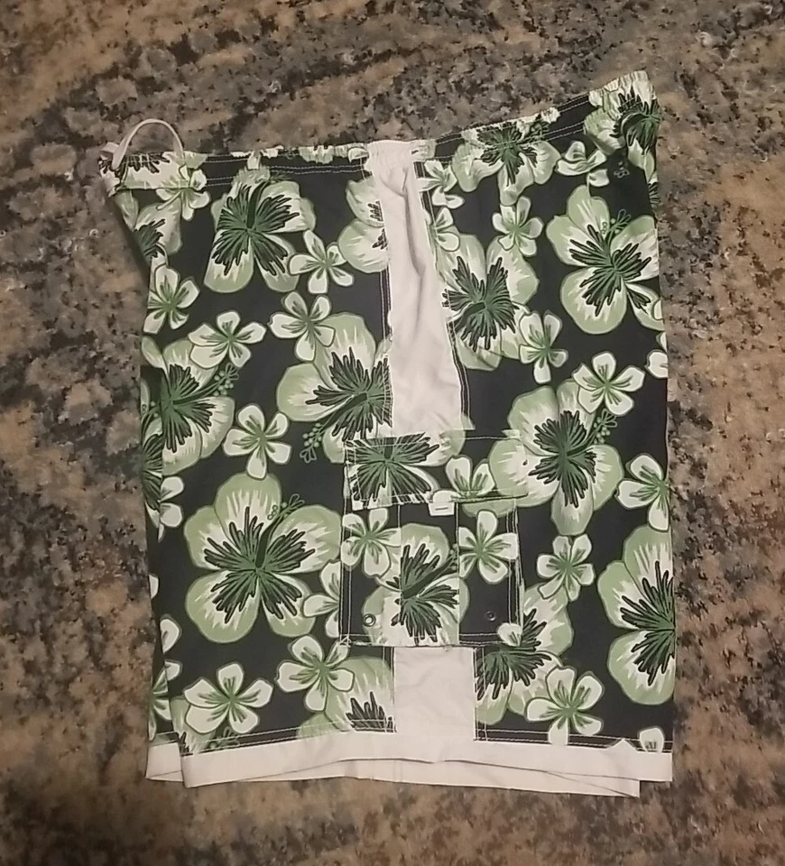 Bañador Roundtree & Yorke para hombre verde blanco negro floral talla 2X Foto 2 de 4